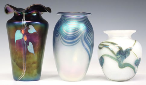 (3) STUART ABELMAN, ROBERT EICKHOLT & OKRA IRIDESCENT ART GLASS VASES