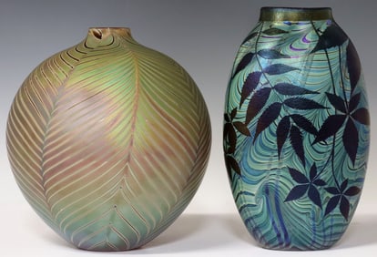 (2) CRAIG ZWEIFEL (B.1944) & RICHARD GOLDING IRIDESCENT ART GLASS VASES