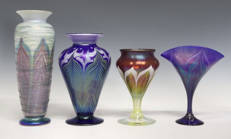 (4) JERRY VANDERMARK (20TH C.) IRIDESCENT ART GLASS VASES
