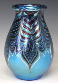 ORIENT & FLUME STUDIO ART GLASS IRIDESCENT FEATHERED SWIRL VASE