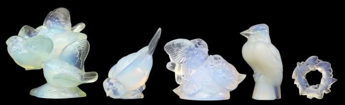 (5) FRENCH SABINO OPALESCENT ART GLASS BIRDS & BIRD WREATH