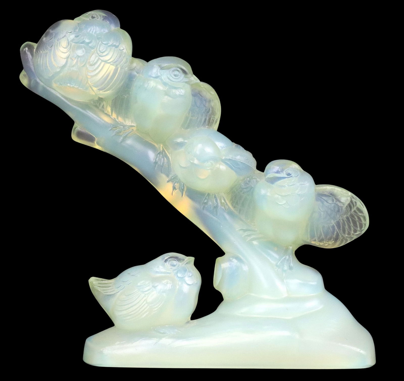 FRENCH SABINO OPALESCENT GLASS BIRD SCULPTURE (1 of 4)