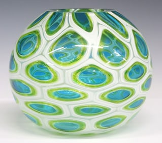 MICHAEL WAYSMITH (NEW ZEALAND, 20TH C) STUDIO ART GLASS MURRINE VASE