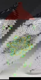 MIKE HUNTER (B.1958) TWISTS STUDIO ART GLASS VASE, 'SWRILY POD'