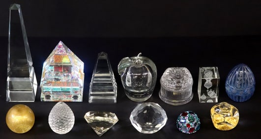 (12) COLLECTION OF ART GLASS OBELISKS, PAPERWEIGHTS, ETC.