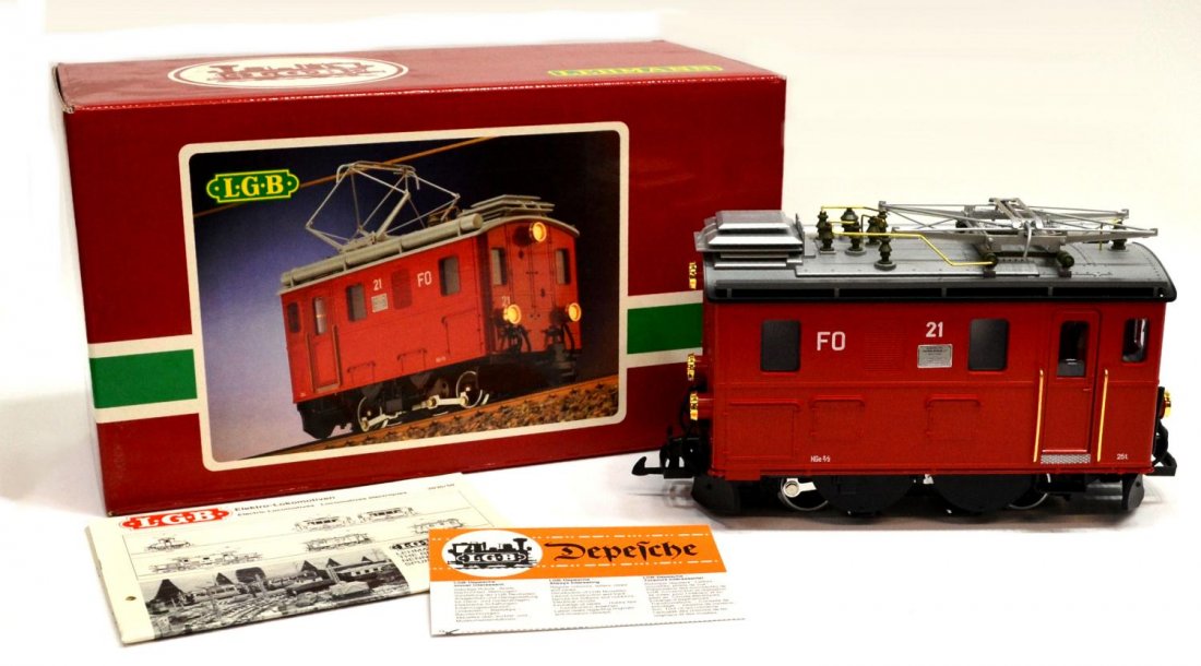 LGB MODEL TRAIN ELECTRIC LOCOMOTIVE #2046: LGB model train Electric Locomotive #2046, G gauge, styrofoam box and original outer box, papers, 9.25"h, 16"l, 7.5"w, 8.25lbs Start Price: $50.00