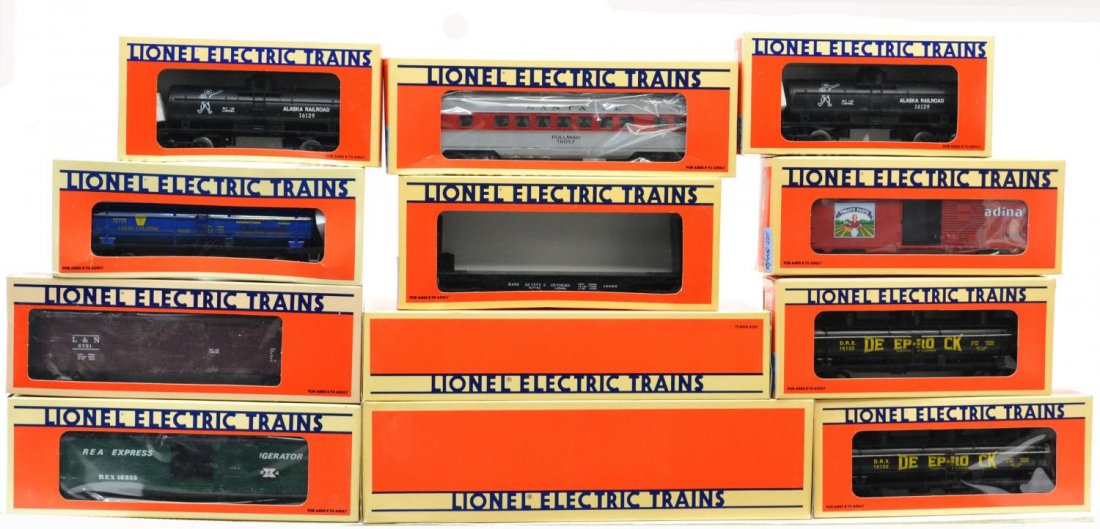 (12) LIONEL ELECTRIC TRAIN CARS & LOCOMOTIVES: (lot of 12) Lionel Electric Trains, various cars, in original boxes: (1) 6-18919, Santa Fe Alco A-Unit, non-powered diesel engine; (1) 6-16235, Railway Express Agency reefer; (1) 6-16382, Kansas City
