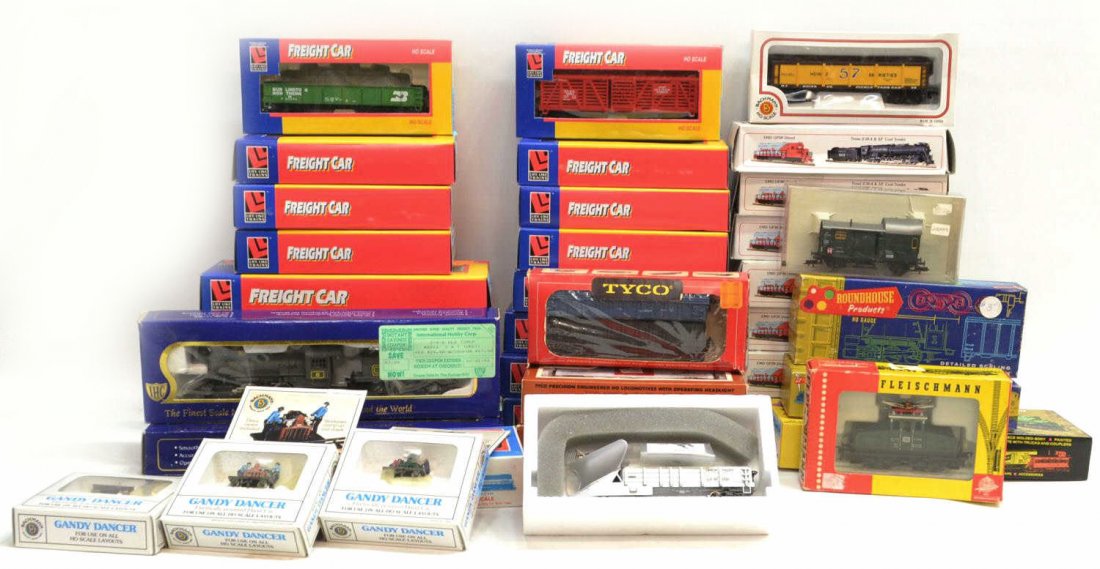 (39) GROUP OF VARIOUS MODEL TRAIN CARS, BOXES: (lot of 39) Collection of Life-Like Trains, Roundhouse Products, Tyco, Model Power, International Hobby Corp., Bachmann, Rivarossi, and Fleischmann model train cars, in original boxes, including: loco