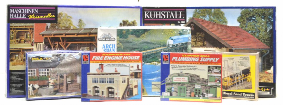 (7) GROUP OF VARIOUS MODEL TRAIN BUILDINGS, BOXES: (lot of 7) Group of Pola, Bachmann, Life-Like Trains, and Craftsman Bridges model train structures and accessories, in original boxes with some still sealed, comprising: (1) Nr. 1841 Pola, cow-barn; (