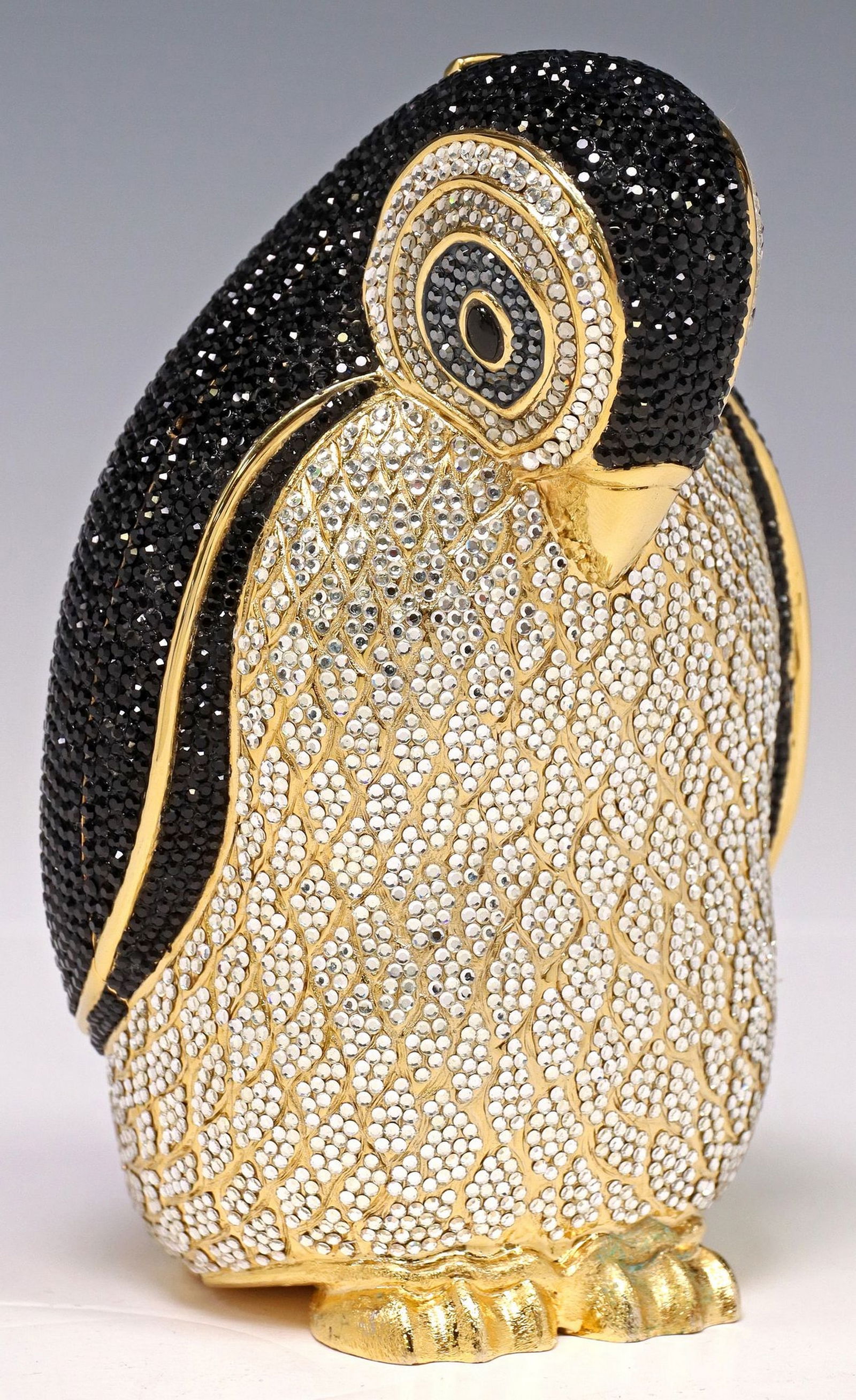 JUDITH LEIBER 'SHY PENGUIN' BLACK & WHITE CRYSTAL FULL BEAD MINAUDIERE (1 of 4)