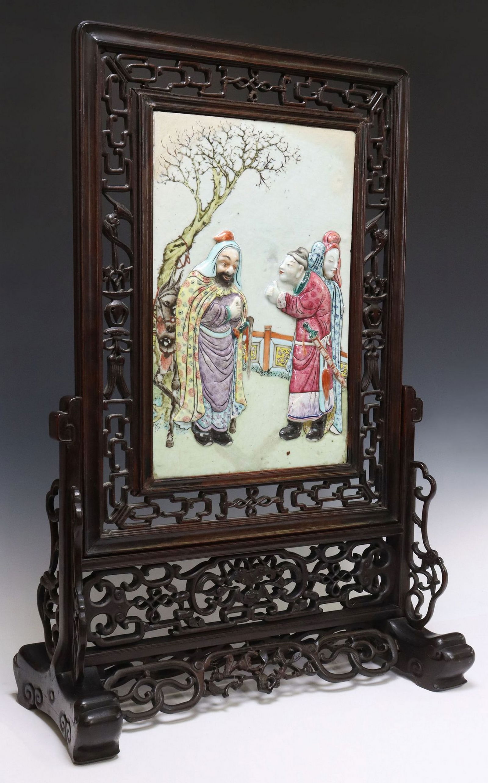 CHINESE ENAMELED PORCELAIN PLAQUE TABLE SCREEN (1 of 5)