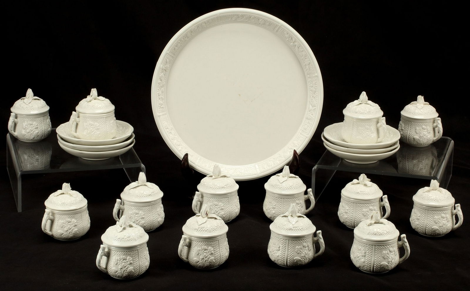 (21) MOTTAHEDEH CREAMWARE POTS DE CREME & TRAY (1 of 4)