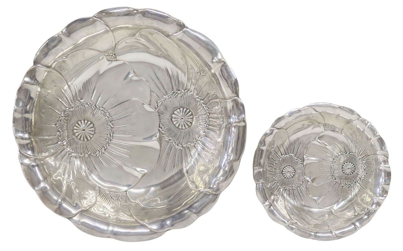 (2) WALLACE SILVERSMITHS STERLING 'POPPY' BOWLS: (lot of 2) American sterling silver bowls, Wallace Silversmiths, in the "Poppy" pattern, including: (1) round vegetable bowl, approx 2"h, 10"diam; (1) bon bon bowl, approx 1.25&quo
