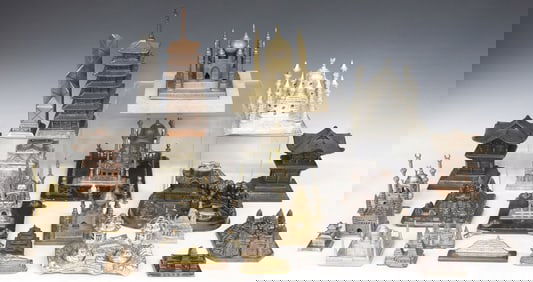 (LOT) SOUVENIR ARCHITECTURAL BUILDING MODELS & STATUETTES