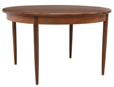 G PLAN 'FRESCO' MID-CENTURY MODERN TEAK DINING TABLE, BUTTERFLY LEAF