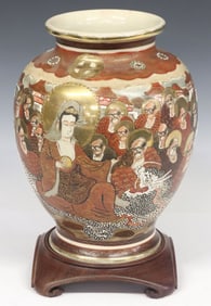JAPANESE SATSUMA POTTERY BUDDHIST 'RAKAN' VASE ON STAND