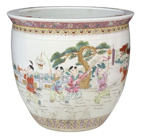 CHINESE FAMILLE ROSE PORCELAIN FISH BOWL OR PLANTER