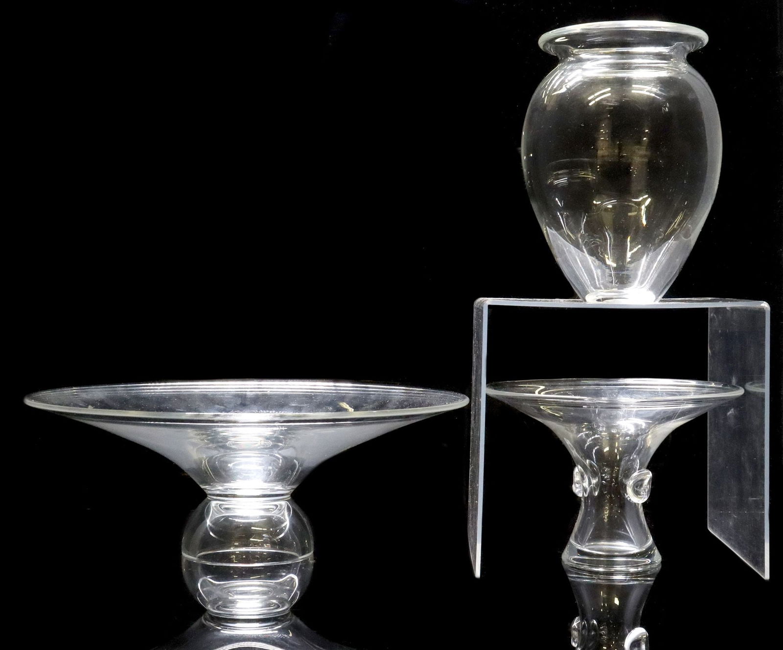 (3) STEUBEN GLASS VASES & CENTERPIECE COMPOTE (1 of 4)