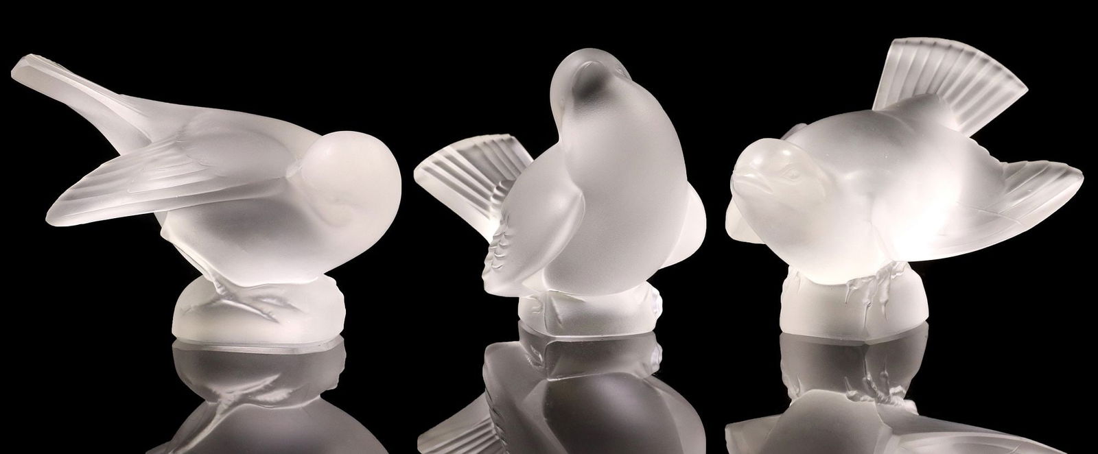 (3) LALIQUE FROSTED GLASS FIGURES OF SPARROWS (1 of 7)