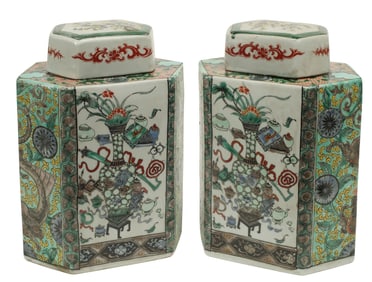 (2) CHINESE FAMILLE VERTE PORCELAIN HEXAGONAL TEA CADDIES