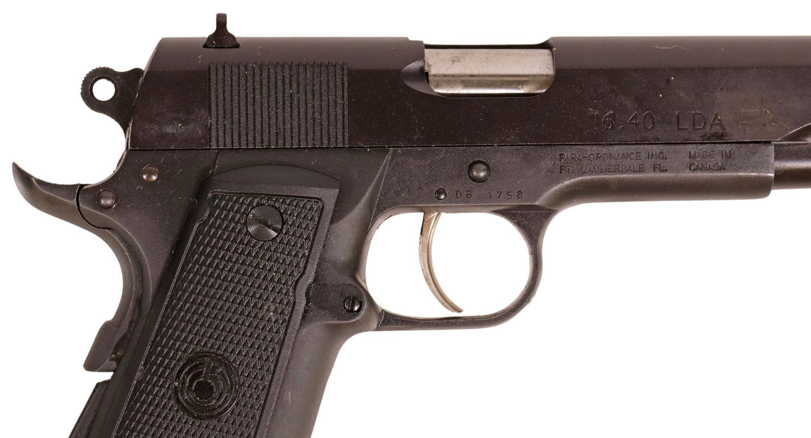 PARA ORDNANCE .40 S&W 1911 STYLE PISTOL: Para-Ordnance 16.40 LDA Semi-Automatic Pistol, Canada, .40 S&W caliber, 5" barrel, white dot front and rear fixed sights, safety grip, black checkered logo grips, 10 round magazine, hard