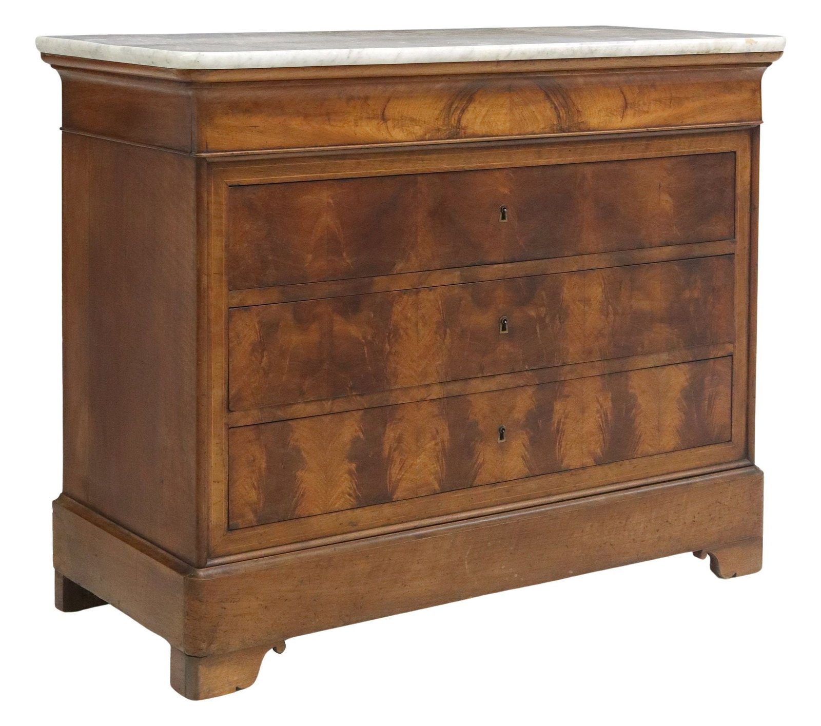 LOUIS PHILIPPE PERIOD MARBLE-TOP FIGURED WALNUT COMMODE: French Louis Philippe period figured walnut commode, mid 19th c., having marble top, over one frieze drawer, and three standard drawers, on bracket feet, approx 38 5/8"h, 48.25"w, 21.75