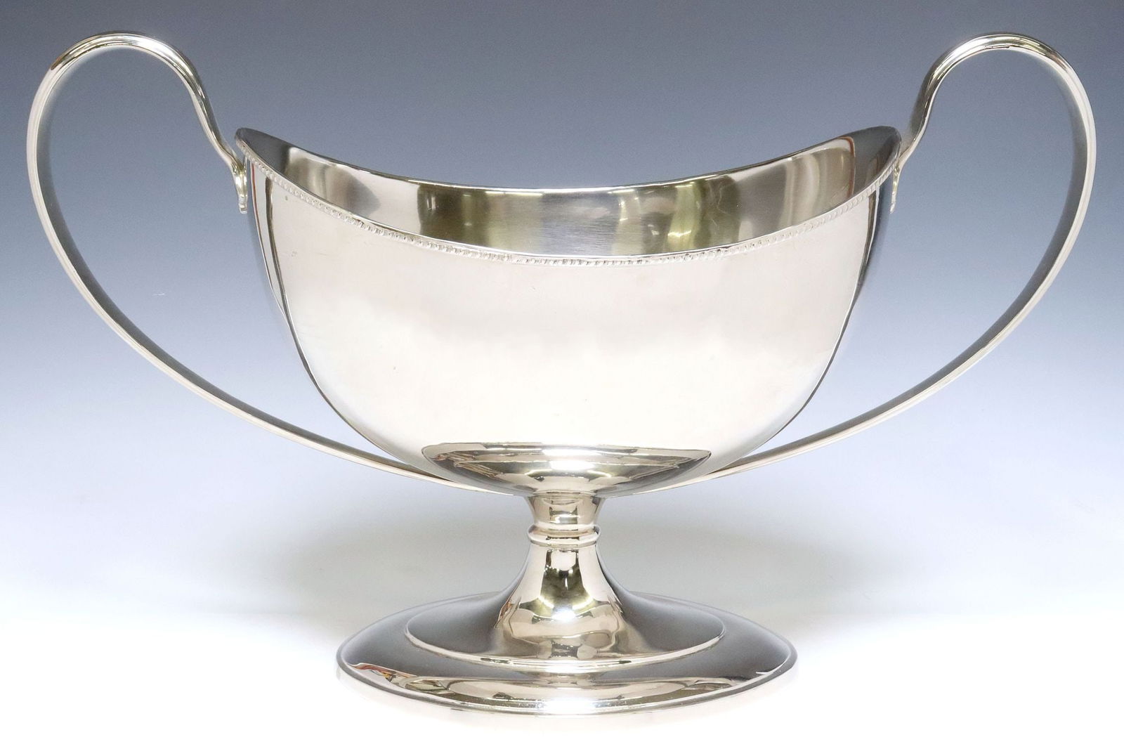 LARGE GEORGIAN STYLE SILVERPLATE CENTERPIECE BOWL (1 of 3)