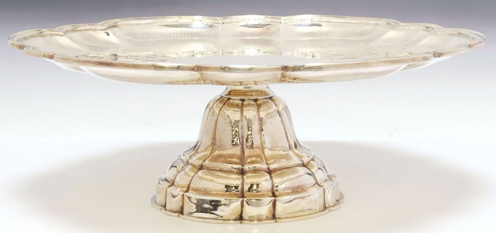 LARGE ITALIAN BUCCELLATI STERLING SILVER LOBED TAZZA (1 of 4)