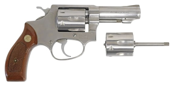 SMITH & WESSON M650 REVOLVER, .22MAG
