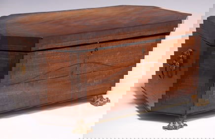 ENGLISH REGENCY PERIOD INLAID MAHOGANY SEWING BOX