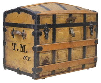 AMERICAN PAINTED & IRON-MOUNTED PINE STEAMER TRUNK