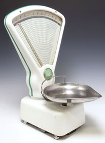 ENGLISH AVERY ENAMELED SHOP COUNTER SCALE
