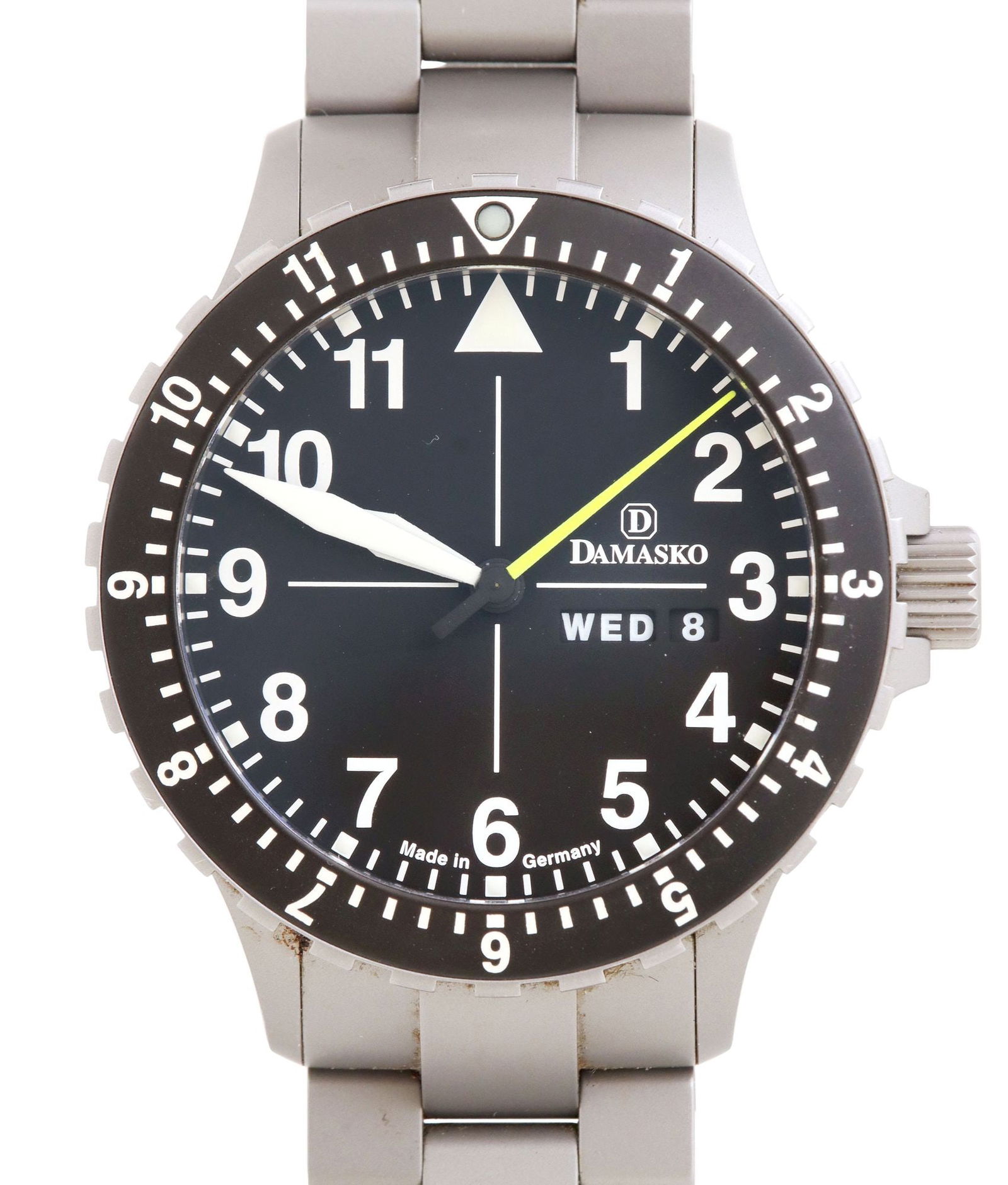DAMASKO DA46 AUTOMATIC PILOT WATCH (1 of 7)