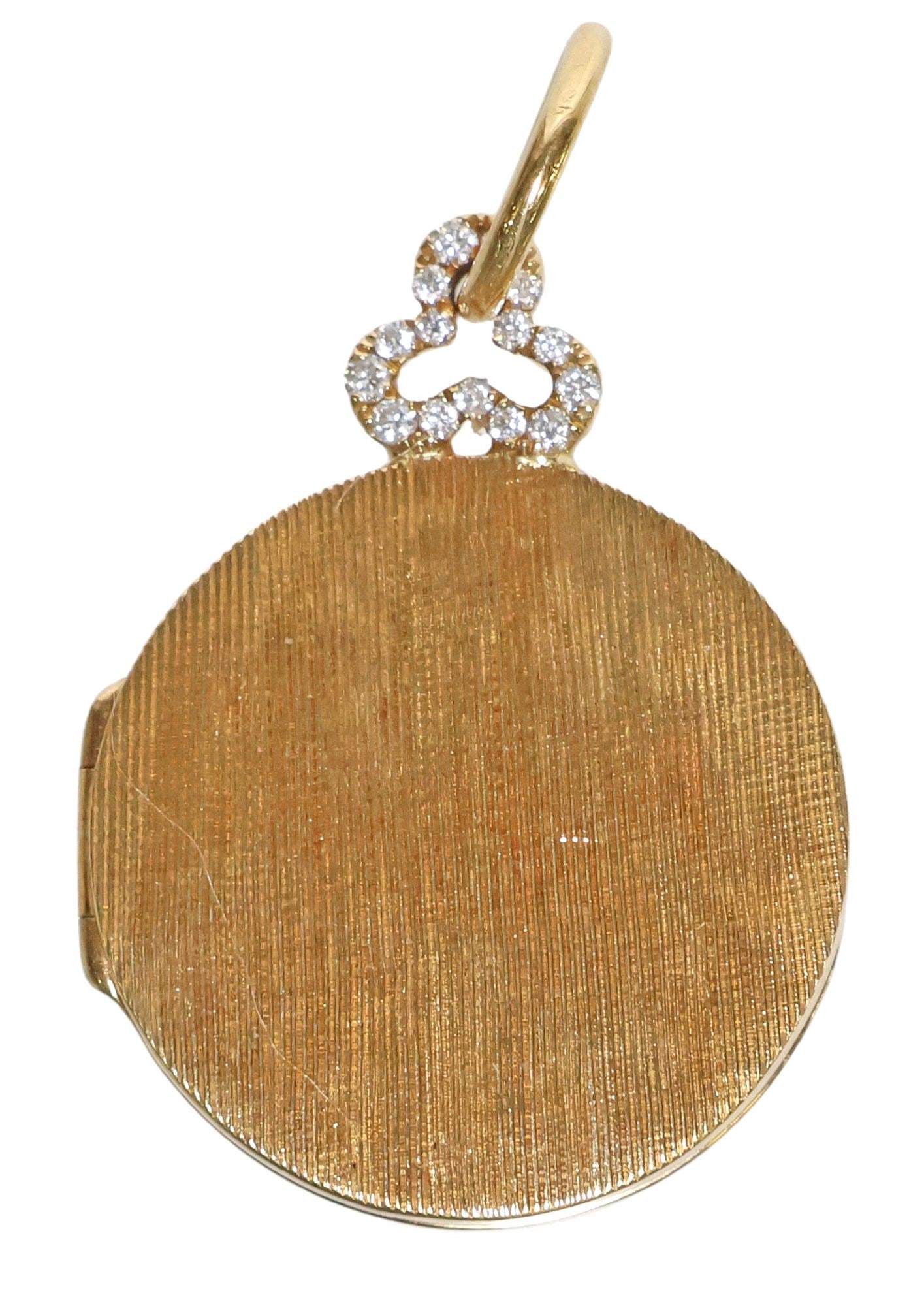 ESTATE DEVON WOODHILL 18KT GOLD CLASSIC DIAMOND TREFOIL LOCKET (1 of 4)
