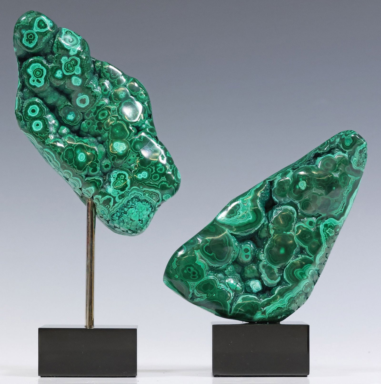 (2) GEOLOGICAL MALACHITE SPECIMENS ON BLACK MARBLE BASE (1 of 4)