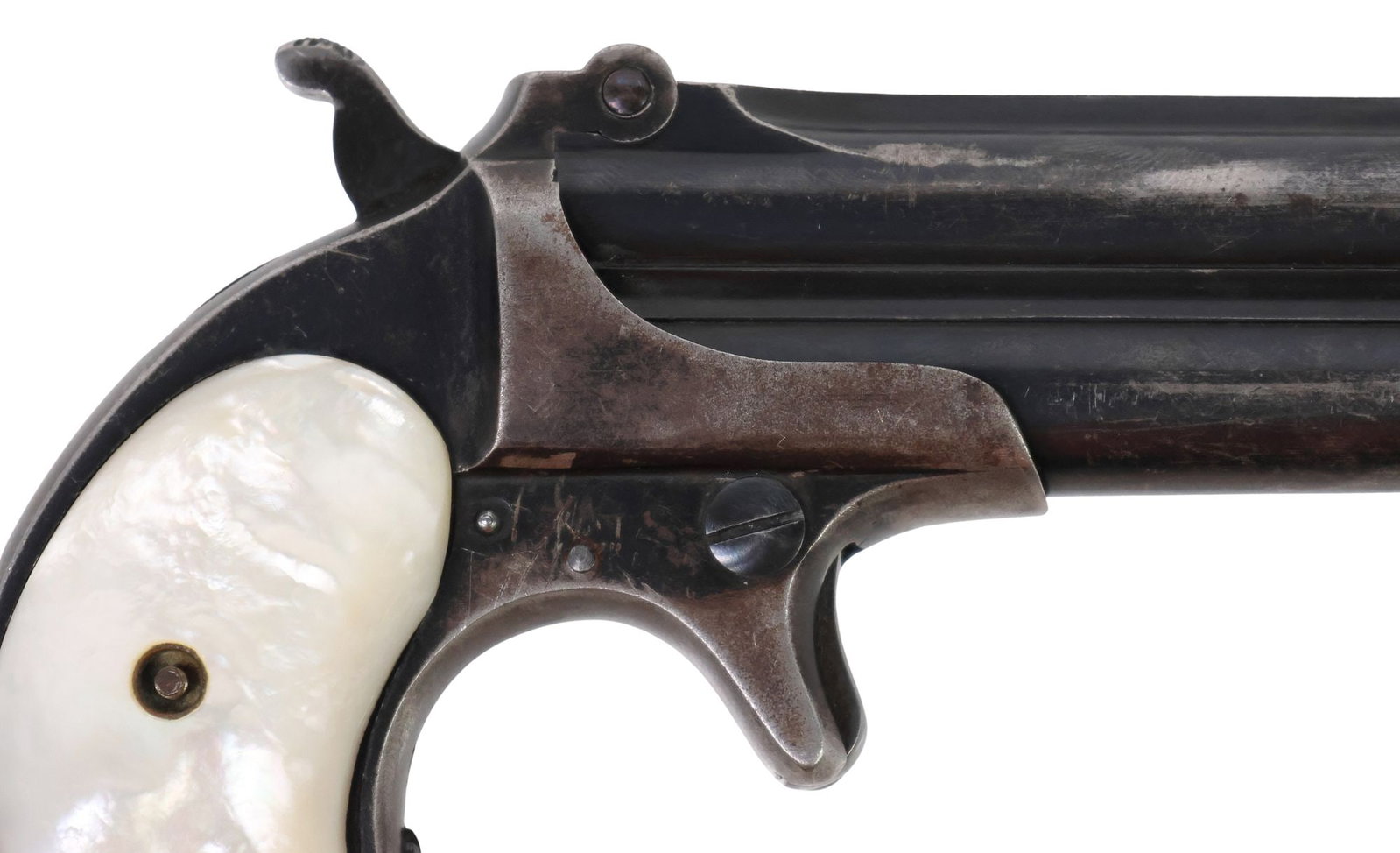 REMINGTON .41 CALIBER DOUBLE DERINGER. MOP GRIPS: Remington Double Deringer Type 3, aka Model 4, .41 caliber, marked at top of the 3" barrels "Remington Arms-U.M.C. Co, Ilion, NY," mother of pearl grips, METAL WITH LIGHT SCRATCHING, ac