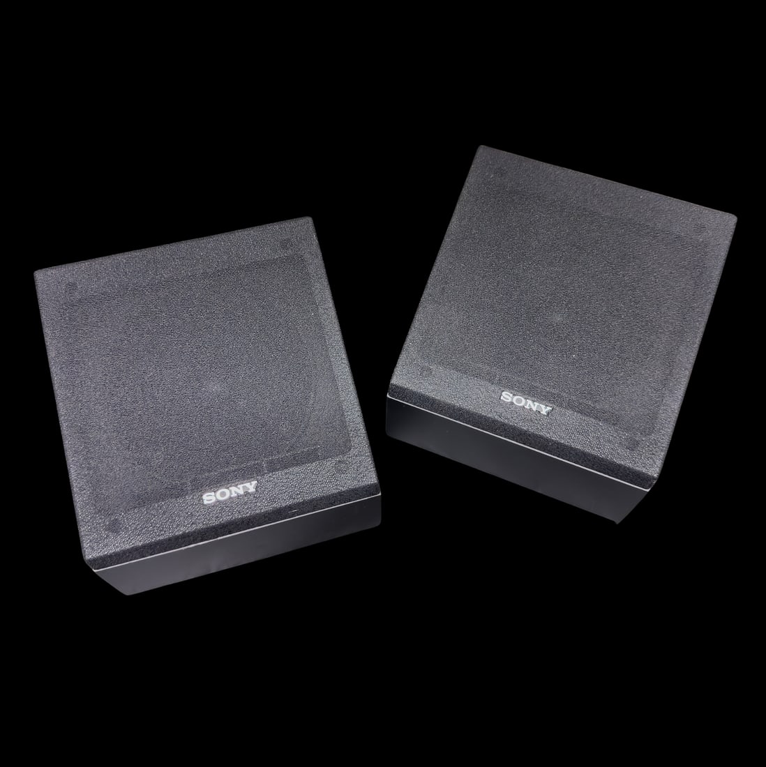 (2) SONY STEREO SPEAKERS: (2) Sony Surround stereo speakers. Tested-working.
