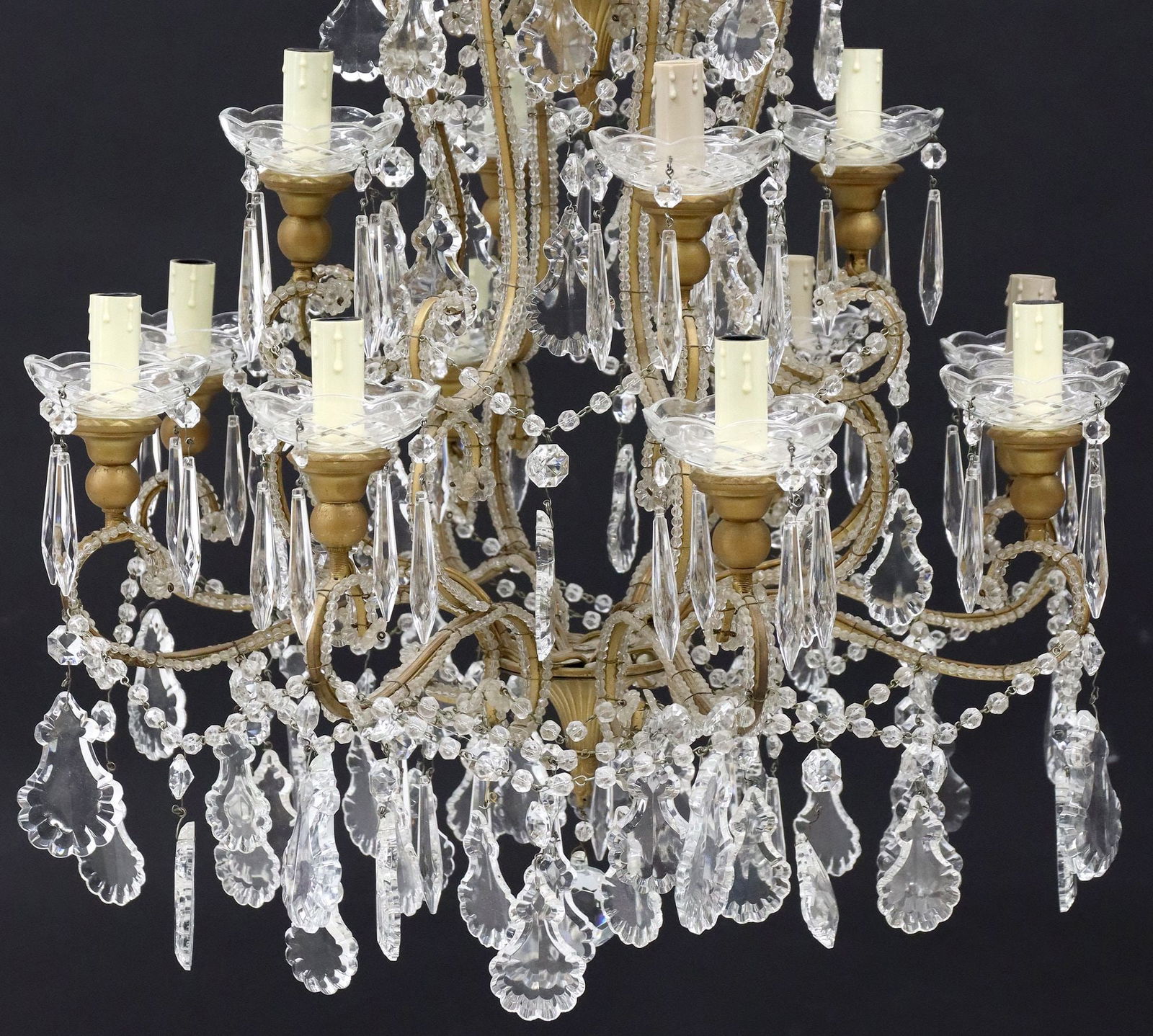 ITALIAN GILT METAL & CRYSTAL 12-LT CHANDELIER (1 of 4)