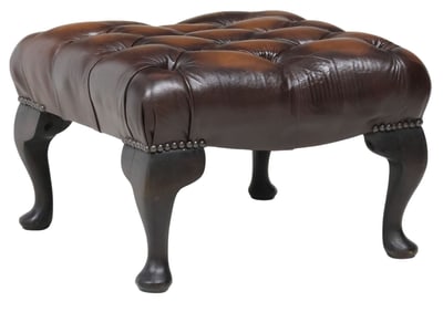 ENGLISH CHESTERFIELD STYLE BUTTON-TUFTED BROWN LEATHER STOOL