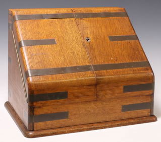 ENGLISH EDWARDIAN METAL-BOUND OAK WRITING COMPENDIUM
