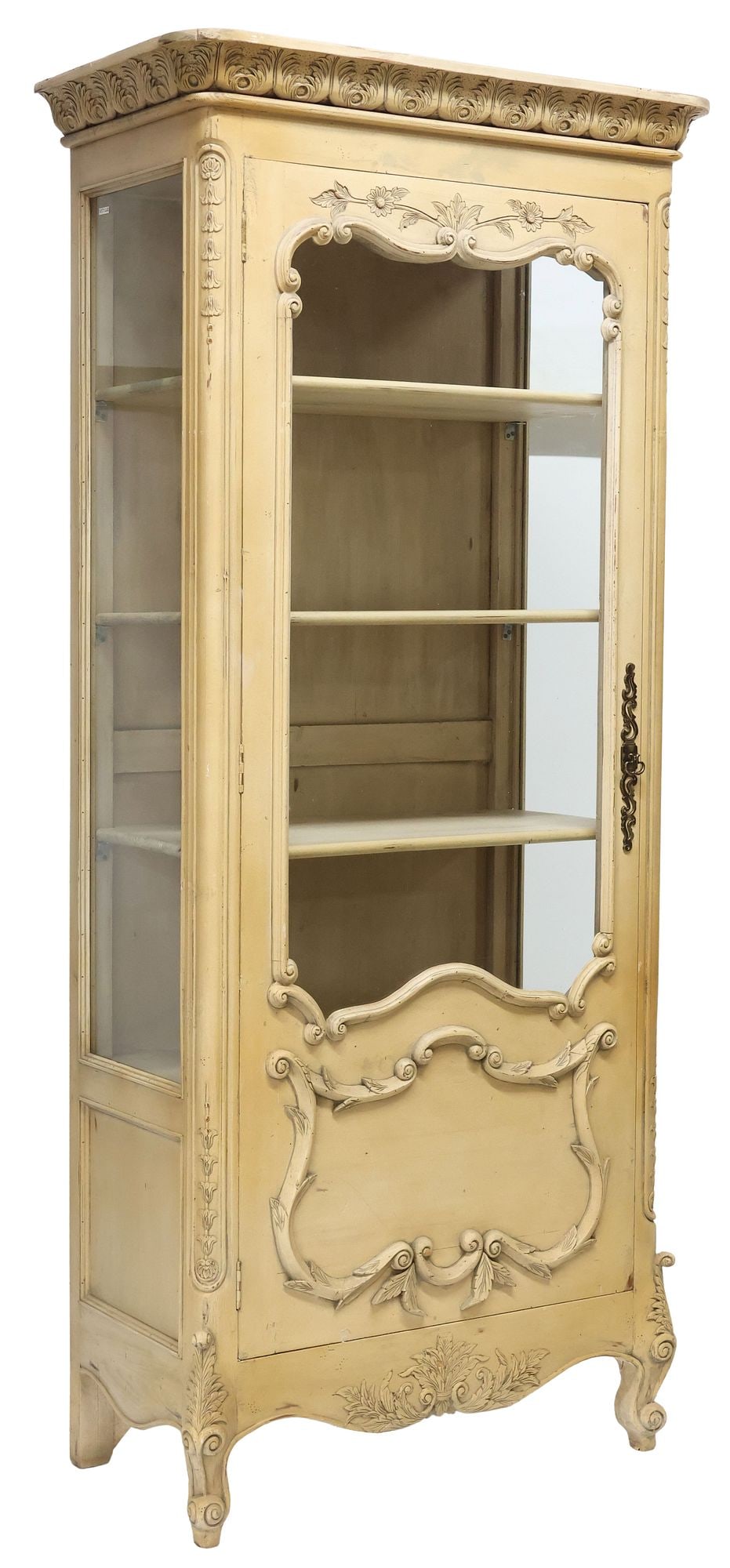 LOUIS XV STYLE CREAM-PAINTED VITRINE DISPLAY CABINET: Louis XV style cream-painted vitrine/ display cabinet, Keen Pine, 21st c., molded cornice, glazed door and side panes, interior shelves, on cabriole legs, approx 78"h, 35"w, 17.75"d