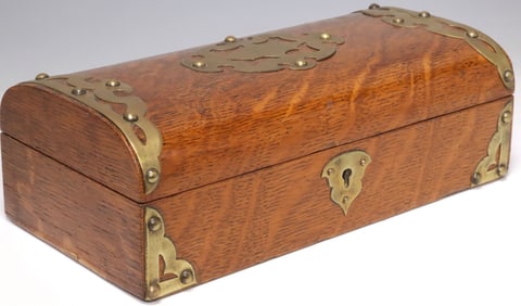 EDWARDIAN BRASS BOUND OAK TABLE BOX, WORSHIPFUL COMPANY OF FISHMONGERS