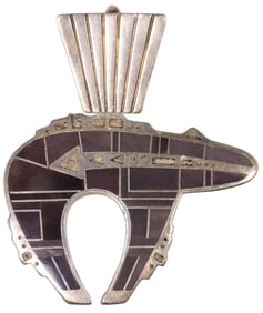 NATIVE AMERICAN DOUBLE-SIDED HEARTLINE BEAR PENDANT