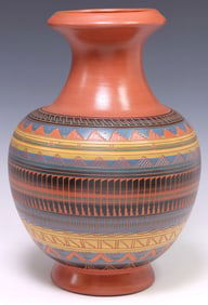 AJ NAVAJO NATIVE AMERICAN INCISED POTTERY VASE