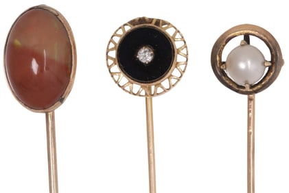 (3) ESTATE GOLD STICKPIN GROUP