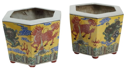 (2) CHINESE FAMILLE JAUNE PORCELAIN HEXAGONAL JARDINIERES