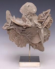 GEOLOGICAL BLADE SELENITE CLUSTER ON POLISHED NICKEL BASE