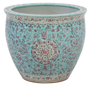 LARGE CHINESE FAMILLE ROSE PORCELAIN FISH BOWL PLANTER