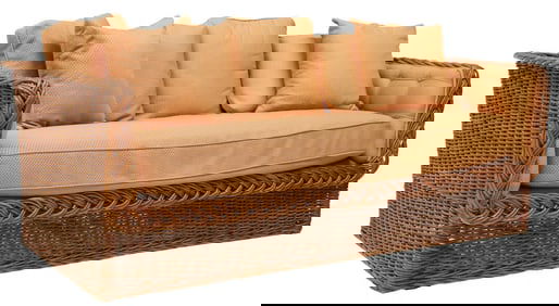 PETER ROCCHIA FOR WICKER WORKS (ATTRIB.) CLASSIC DAYBED PATIO SOFA