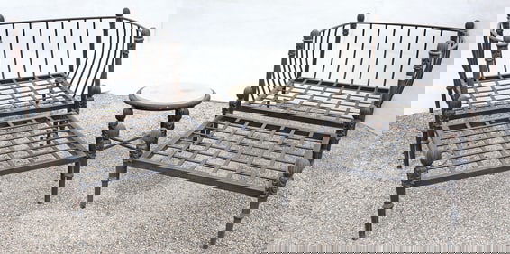 (5) MURRAY'S IRON WORKS (ATTRIB.) 'CONCORD' PATIO LOUNGE CHAIRS & TABLE